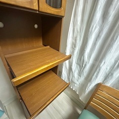 食器棚の画像