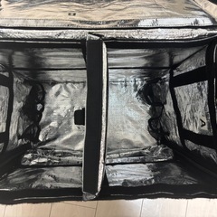 ウーバーイーツカバンの画像
