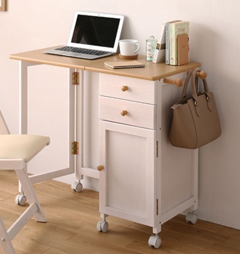 折りたためるデスク