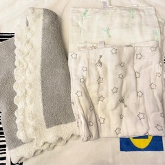 定価5,000円以上　おくるみ　ブランケット　キリンのソフィー　スワドルの画像