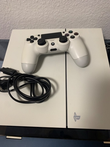 【1日だけ限定価格】中古品　プレステ4本体　ホワイト