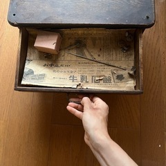木箱の画像