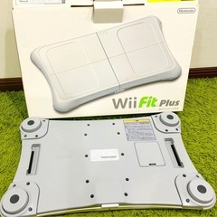 「Wii Fit Plus バランスWiiボード セット」任天堂の画像