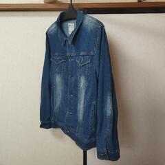④デニムジャケットの画像
