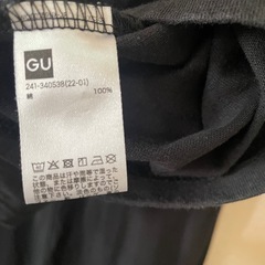 GU マルチウェイワンピース　黒S クロップドTシャツとワンピースのセットの画像