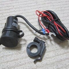 🍊バイク用USB電源の画像