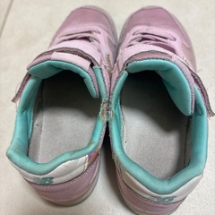 ニューバランス996 ピンク　21.0 運動靴の画像