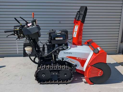 クボタ除雪機　SLA1070A　新古機　ホンダエンジン搭載 クボタ除雪機 SLA1070A 新古機 ホンダエンジン搭載