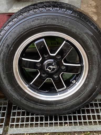 ハイエースなどに