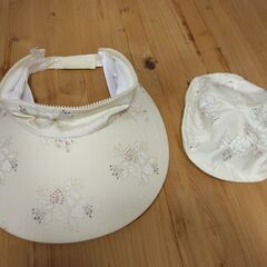 帽子　サンバイザー　花柄の画像