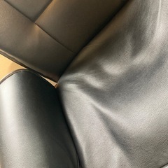 レザー調 回転座椅子の画像