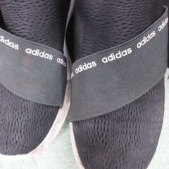 adidasスニーカー　ほか　ブランドスニーカー　２０００円つけてますが　５種類ありますの画像