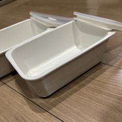 陶器トレーの画像