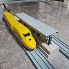 ダイソーのミニプラレールの画像