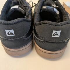 子供用 quicksilver スニーカー 18cmの画像
