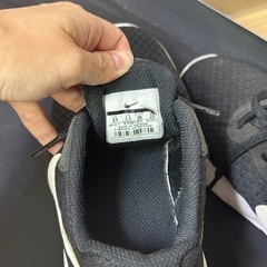 【軽量】NIKE スニーカー　23cmの画像