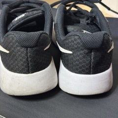 【軽量】NIKE スニーカー　23cmの画像