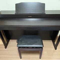 電子ピアノ ローランドHP603の画像