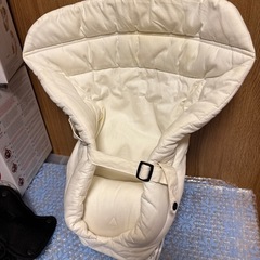 エルゴベビー　抱っこ紐　インサートの画像