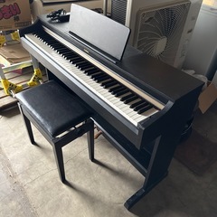 チェックOK　YAMAHA 電子ピアノ イス付　YDP-162B の画像