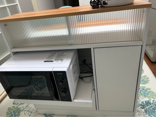 お取引中　引っ越しに伴いまとめてのお取引の方でお願い致します。お取引場所は千葉県千葉市になります。ほぼ美品なので無料ではありません。