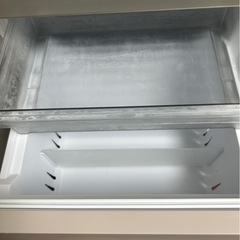 ツインバード冷蔵庫　美品　一部割れあり　千葉県千葉市緑区お取引場所の画像