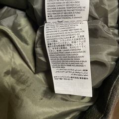 GAP カモフラージュ ダウンジャケット Sサイズの画像