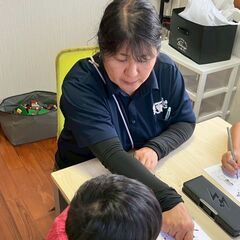 週2日～OK！1日の実働3.5時間〜！未経験者OK！オープニング時給！児童指導員の画像