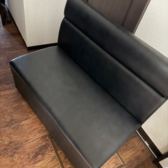 幅1000m 【美品】PUレザー⭕️スナックソファーの画像
