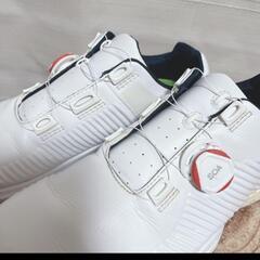 美品中古！adidasゴルフシューズ27,5㎝の画像