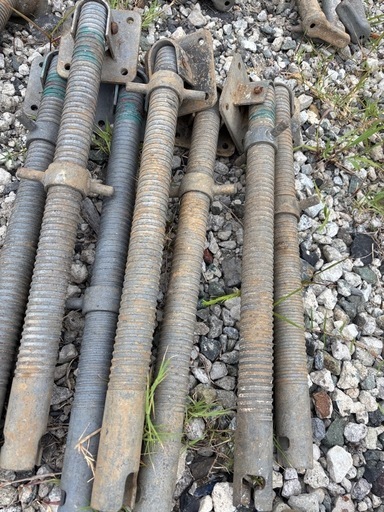 中古　中空カチコミ足場　自在ジャッキベース　7本セット