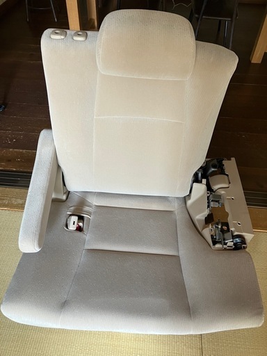 アルファードスペースアップシート