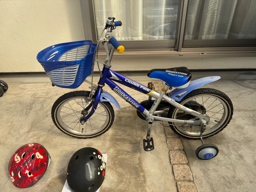 E477★タイヤ前後新品ブリヂストン付き★ 中古自転車 【26インチ　青　ママチャリ　6段　LEDダイナモライト 】 E477☆タイヤ前後新品ブリヂストン付き☆ 中古自転車 【26インチ 青