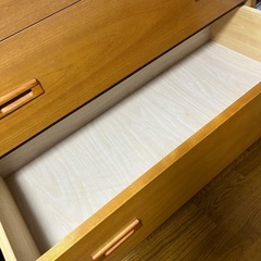整理ダンスの画像