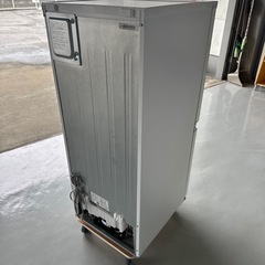 【Reいみず】シャープ製ノンフロン冷凍冷蔵庫　SJ-15E9-Wの画像