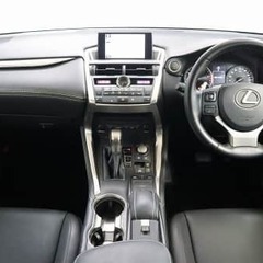 【自社ローン】レクサス ＮＸ２００ｔ 　200t Iパッケージ　ございます('ω')ノ⭐の画像