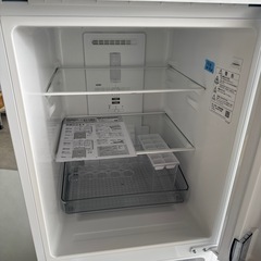 【Reいみず】シャープ製ノンフロン冷凍冷蔵庫　SJ-15E9-Wの画像
