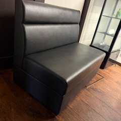 オーダー品！幅1290m 【美品】PUレザー⭕️スナックソファーの画像