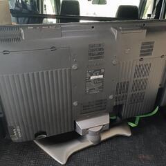 シャープ37インチ液晶テレビ（電源ケーブル無し）の画像