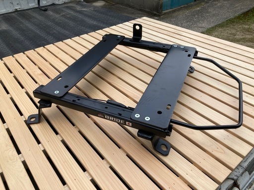 BRIDE ブリッド シートレール エッセ L235S  D013MO