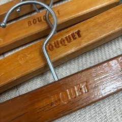 キッズ＆ベビーの木製ハンガー21本の画像