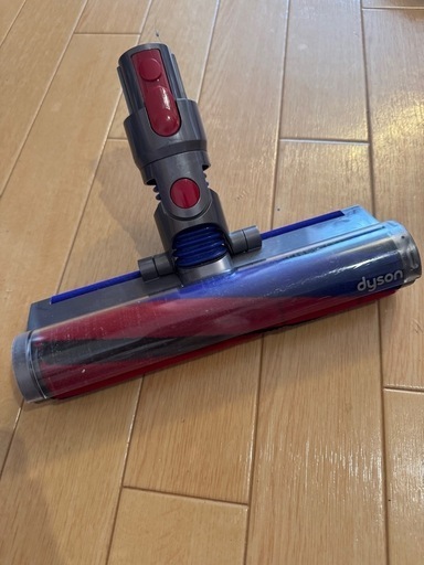 Dyson slim fluffy 本体　付属品あり