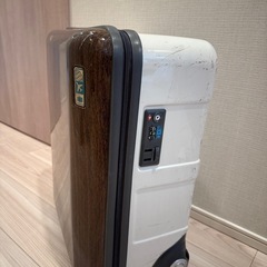 機内持ち込み　木目調　スーツケースの画像