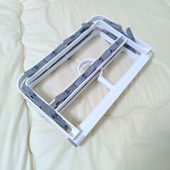 新品 絡まないピンチハンガーの画像