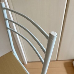 （お話中）ダイニングチェアの画像