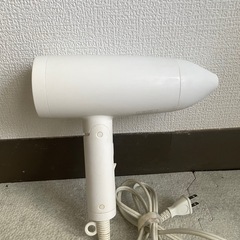 SALONIA ドライヤーの画像