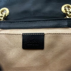 極美品GUCCI マーモント チェーン ショルダー ベージュ×ブラック446744の画像