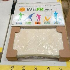 0905-177 ニンテンドー　Wii本体とWii fit plusの画像