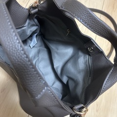 ショルダーバッグ グレージュの画像