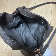 ショルダーバッグ グレージュの画像